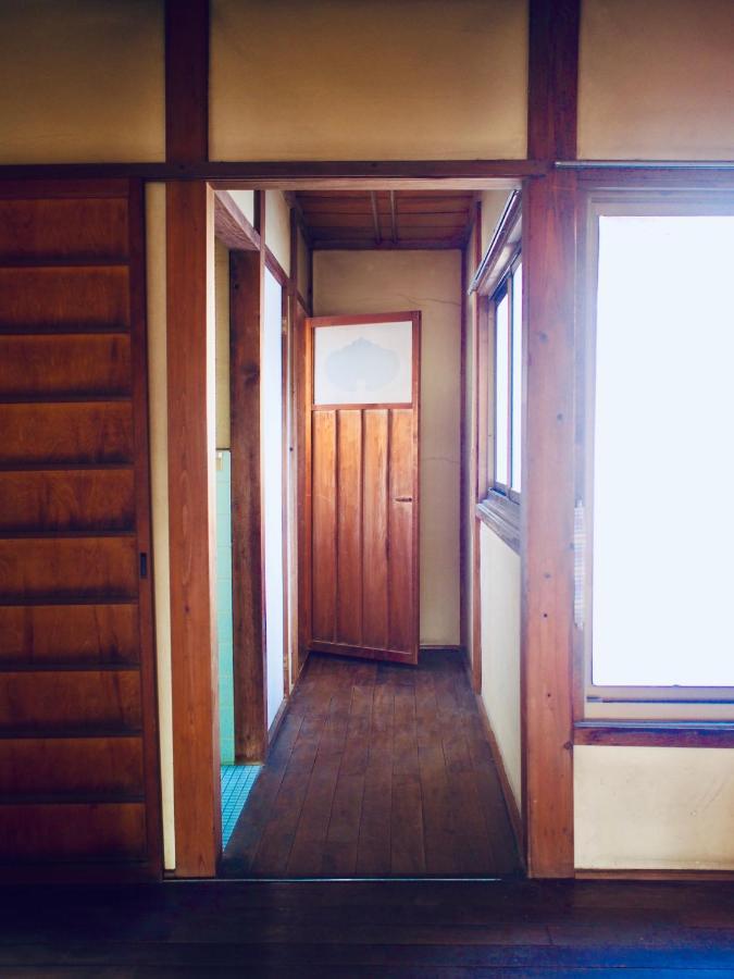Bakushuku Den Guest House Brew Matsuyama  Buitenkant foto